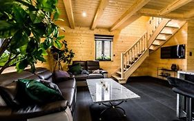 Domek Na Skraju Lasu -Strefa SPA JACUZZI